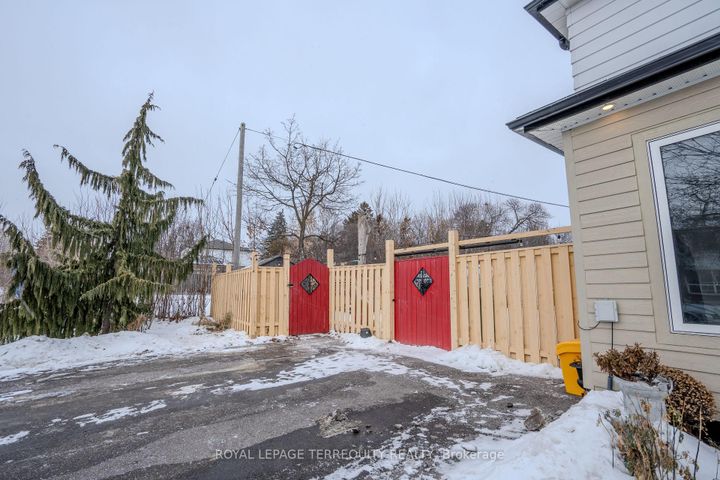 Photo 6 at 65 Dorset Drive, Southgate, Brampton