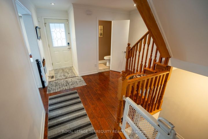 Photo 8 at 65 Dorset Drive, Southgate, Brampton