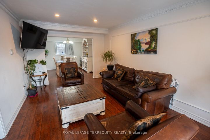 Photo 10 at 65 Dorset Drive, Southgate, Brampton