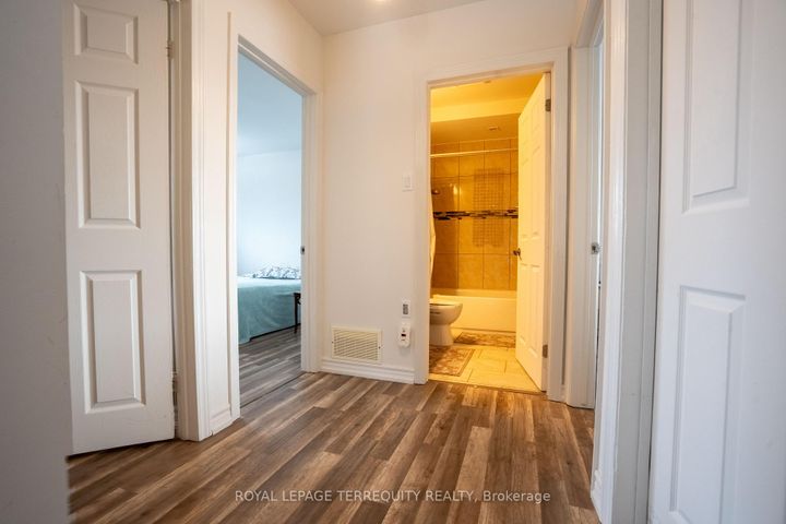 Photo 17 at 65 Dorset Drive, Southgate, Brampton