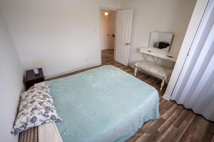 Photo 21 at 65 Dorset Drive, Southgate, Brampton