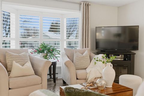 Photo 6 at 1 Steelhead Lane, Newcastle, Clarington