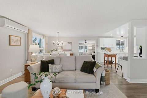 Photo 9 at 1 Steelhead Lane, Newcastle, Clarington