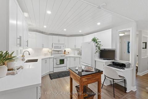 Photo 16 at 1 Steelhead Lane, Newcastle, Clarington