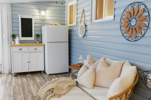 Photo 25 at 1 Steelhead Lane, Newcastle, Clarington