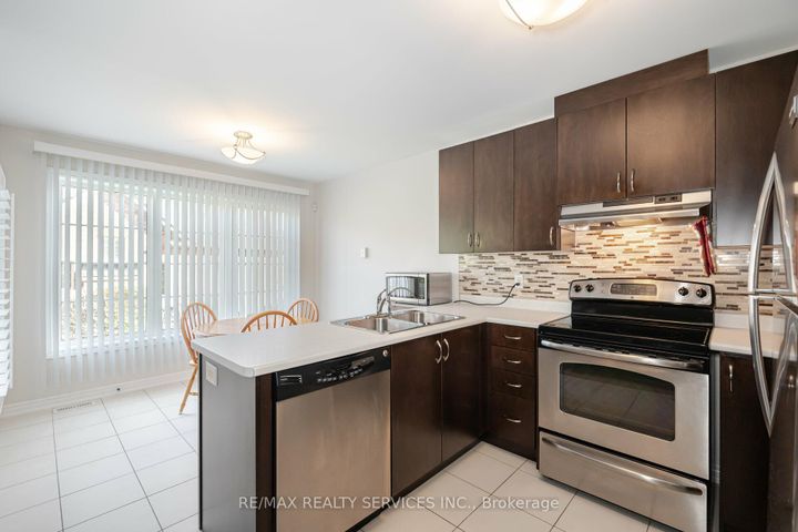 Photo 5 at 17 Lacorra Way, Wellington, Brampton