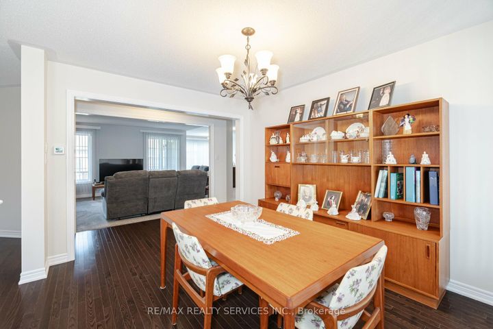 Photo 12 at 17 Lacorra Way, Wellington, Brampton
