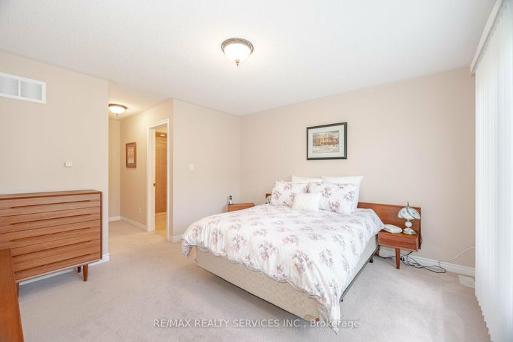 Photo 15 at 17 Lacorra Way, Wellington, Brampton