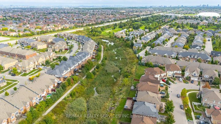Photo 31 at 17 Lacorra Way, Wellington, Brampton