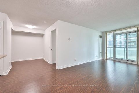 Photo 11 at 708 - 30 Grand Trunk Crescent, Waterfront Communities C1, Toronto