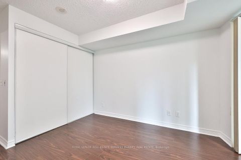 Photo 17 at 708 - 30 Grand Trunk Crescent, Waterfront Communities C1, Toronto