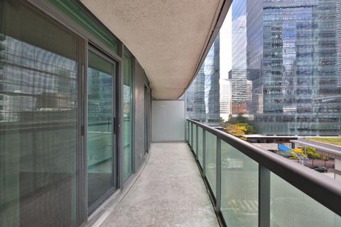 Photo 22 at 708 - 30 Grand Trunk Crescent, Waterfront Communities C1, Toronto