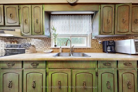 Photo 17 at 1 Aintree Court, Alderwood, Toronto