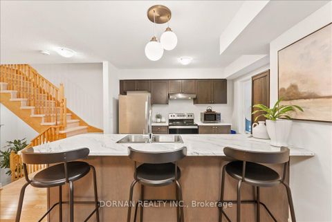 Photo 10 at 37 Mappin Way, Rolling Acres, Whitby