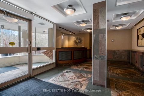 Photo 6 at 1002 - 4 PARK VISTA, Parkview, Toronto