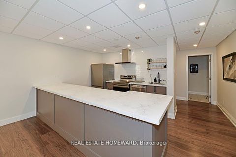 Photo 22 at 1002 - 4 PARK VISTA, Parkview, Toronto