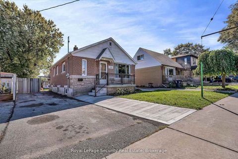 Photo 3 at 39 Boniface Avenue, Old Rexdale, Toronto