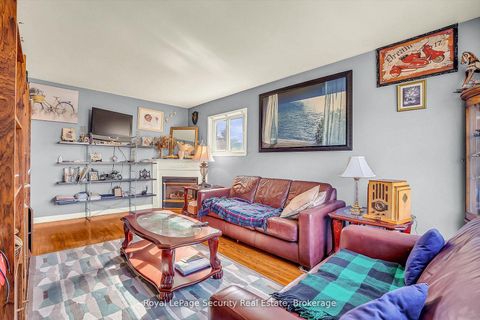 Photo 6 at 39 Boniface Avenue, Old Rexdale, Toronto