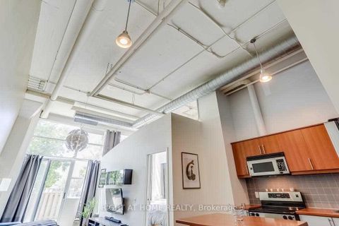 Photo 8 at 109 - 1001 Roselawn Avenue, Belgravia, Toronto