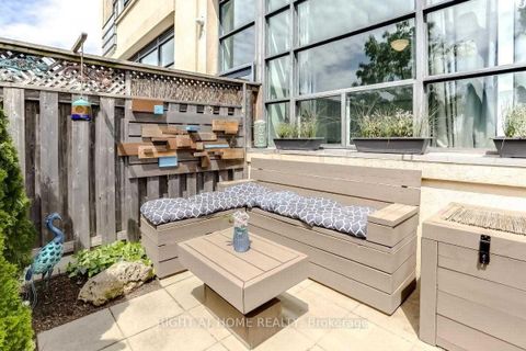 Photo 16 at 109 - 1001 Roselawn Avenue, Belgravia, Toronto