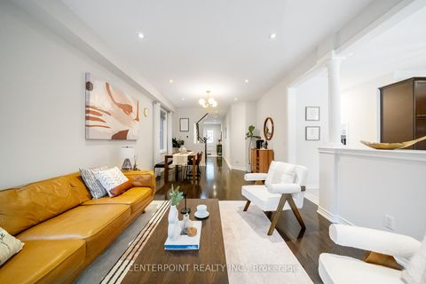 Photo 11 at 74 Augustine Avenue, Oak Ridges, Richmond Hill