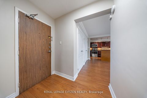 Photo 2 at 260 Seneca Hill Drive, Don Valley Village, Toronto