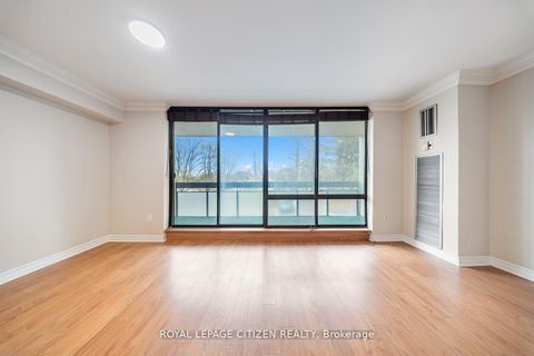 Photo 9 at 260 Seneca Hill Drive, Don Valley Village, Toronto