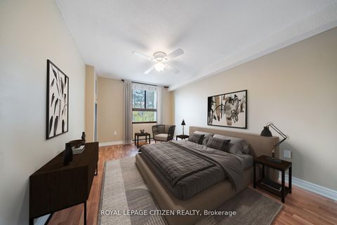 Photo 13 at 260 Seneca Hill Drive, Don Valley Village, Toronto