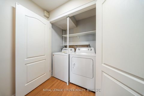 Photo 18 at 260 Seneca Hill Drive, Don Valley Village, Toronto