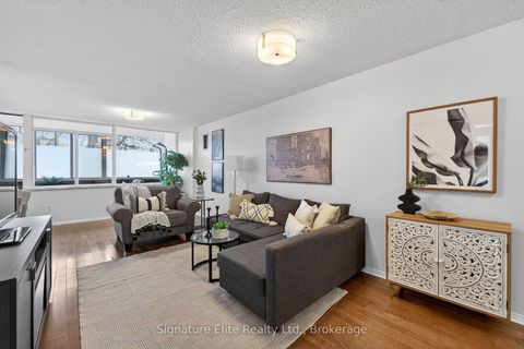 Photo 4 at 104 - 3000 Bathurst Street, Lawrence, Toronto