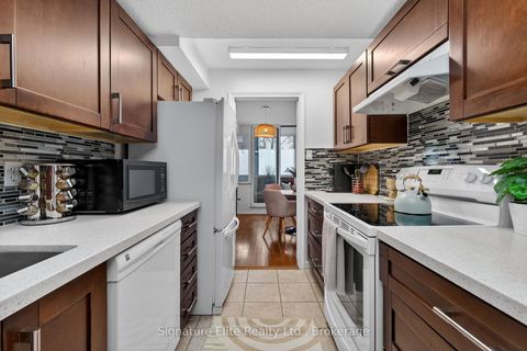 Photo 15 at 104 - 3000 Bathurst Street, Lawrence, Toronto
