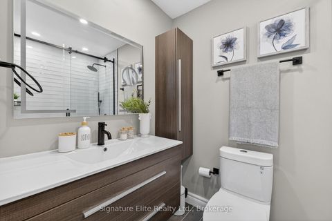 Photo 18 at 104 - 3000 Bathurst Street, Lawrence, Toronto