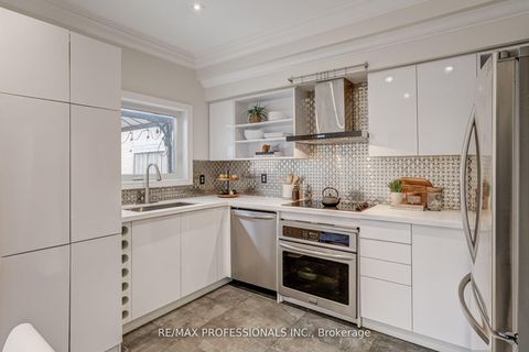 Photo 11 at 105 Harbourview Crescent, Mimico, Toronto