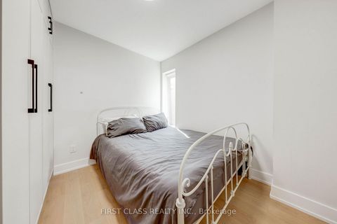 Photo 15 at 431 Roxton Road, Little Italy, Toronto