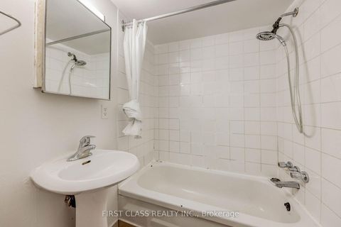 Photo 26 at 214 Linden Avenue, Kennedy Park, Toronto