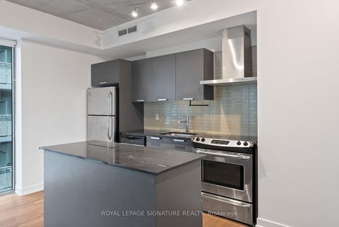 Photo 13 at 505 - 650 King Street W, Waterfront Communities C1, Toronto