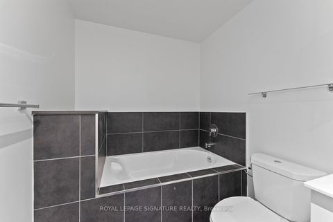 Photo 23 at 505 - 650 King Street W, Waterfront Communities C1, Toronto