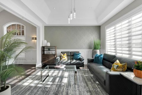 Photo 6 at 28 Coppermine Court, Nobleton, King