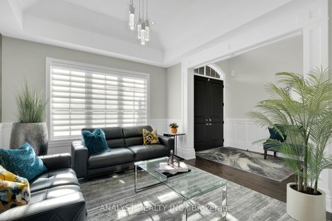 Photo 7 at 28 Coppermine Court, Nobleton, King