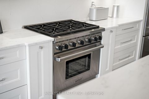 Photo 16 at 28 Coppermine Court, Nobleton, King