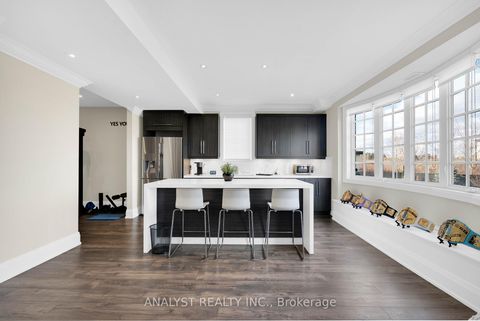 Photo 36 at 28 Coppermine Court, Nobleton, King