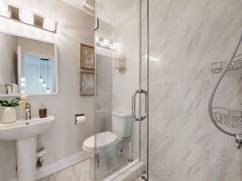 Photo 32 at 109 Poplar Crescent, Aurora Highlands, Aurora