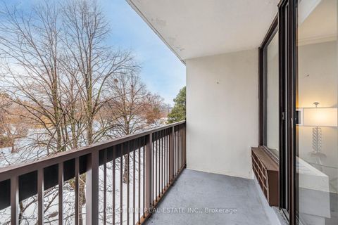 Photo 13 at 415 - 20 Fashion Rose Way, Willowdale East, Toronto