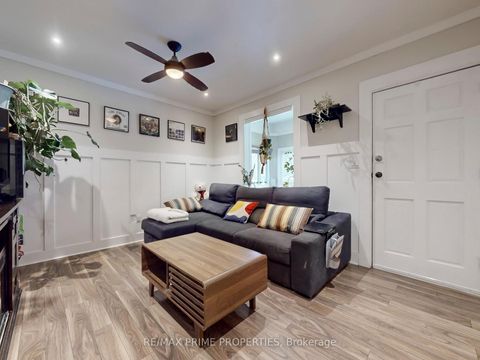 Photo 2 at 96 Coleridge Avenue, Lumsden, Toronto