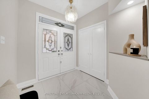 Photo 6 at 47 Thicket Trail, Vellore Village, Vaughan