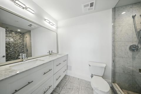 Photo 13 at PH15 - 7608 Yonge Street, Yorkhill, Vaughan