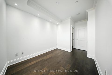 Photo 19 at PH15 - 7608 Yonge Street, Yorkhill, Vaughan