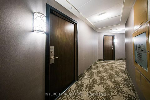 Photo 22 at PH15 - 7608 Yonge Street, Yorkhill, Vaughan