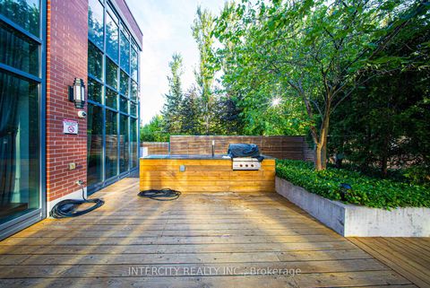 Photo 34 at PH15 - 7608 Yonge Street, Yorkhill, Vaughan