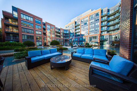 Photo 41 at PH15 - 7608 Yonge Street, Yorkhill, Vaughan